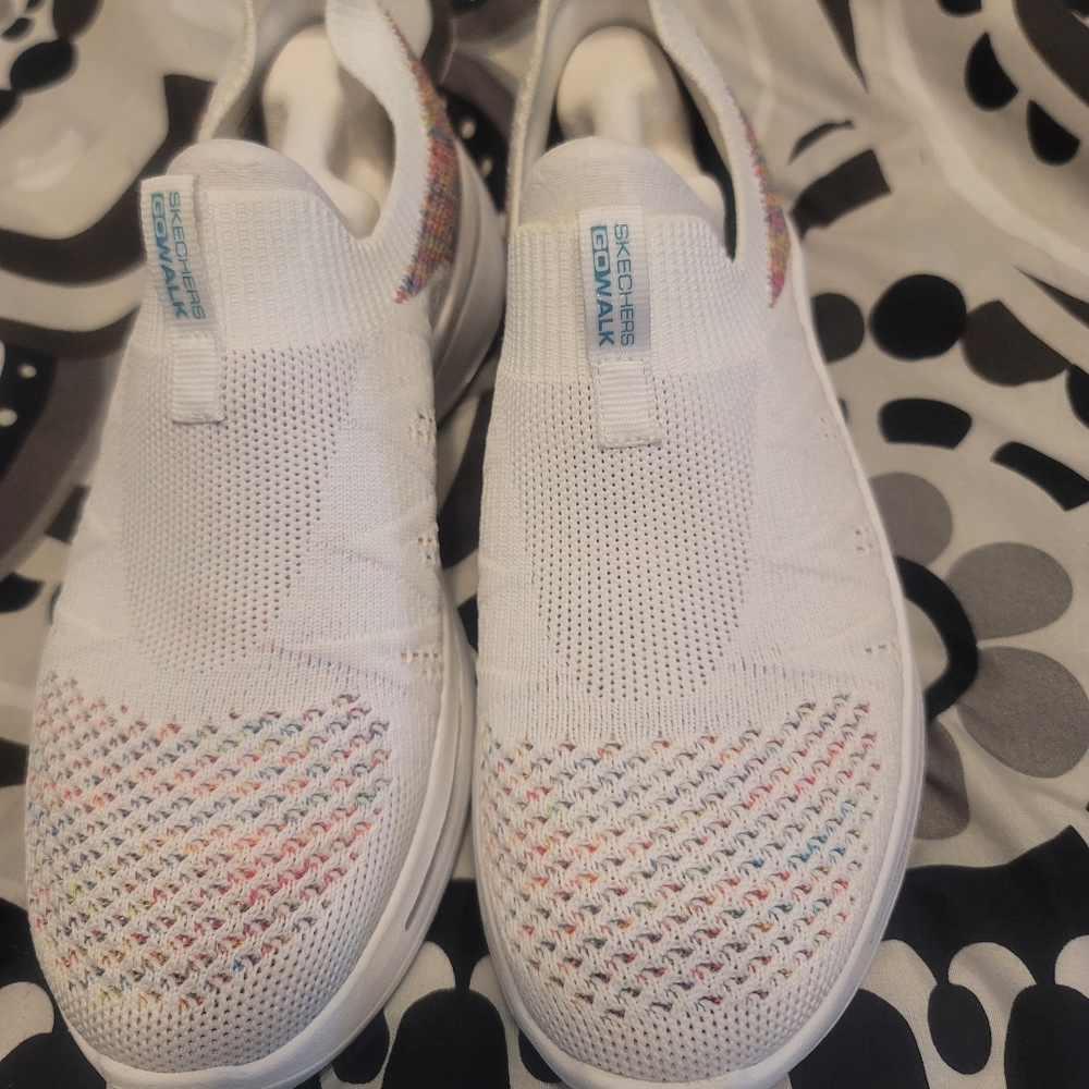 Skechers Arch Fit Slip On Shoe